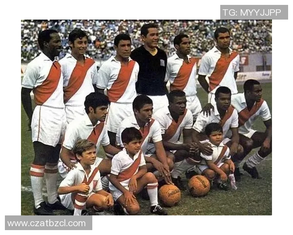 世界杯历史回顾与未来展望：从起源到现代化进程中的变革与挑战