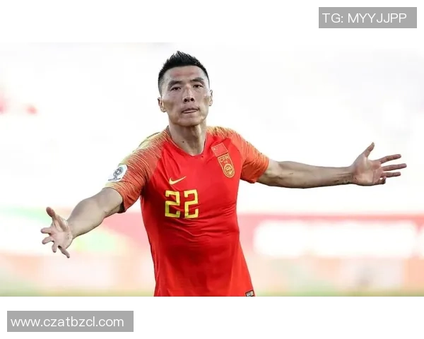 于大宝：从中超锋线到国家队核心的成长之路与突破挑战